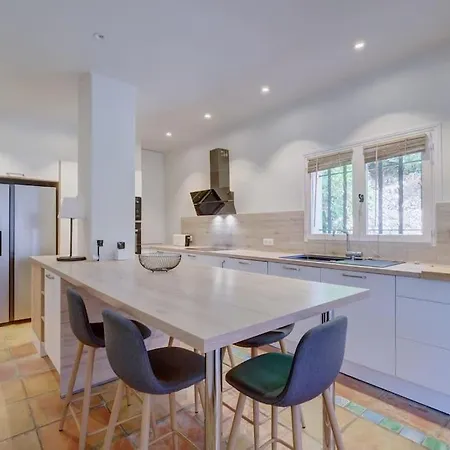 Renovee, Piscine Vue Mer, Clim, Borne Ve * Roquebrune-sur Argens